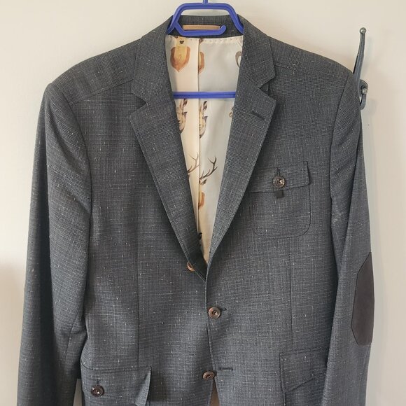 Simon's Hunting Coat - Picture 1 of 4